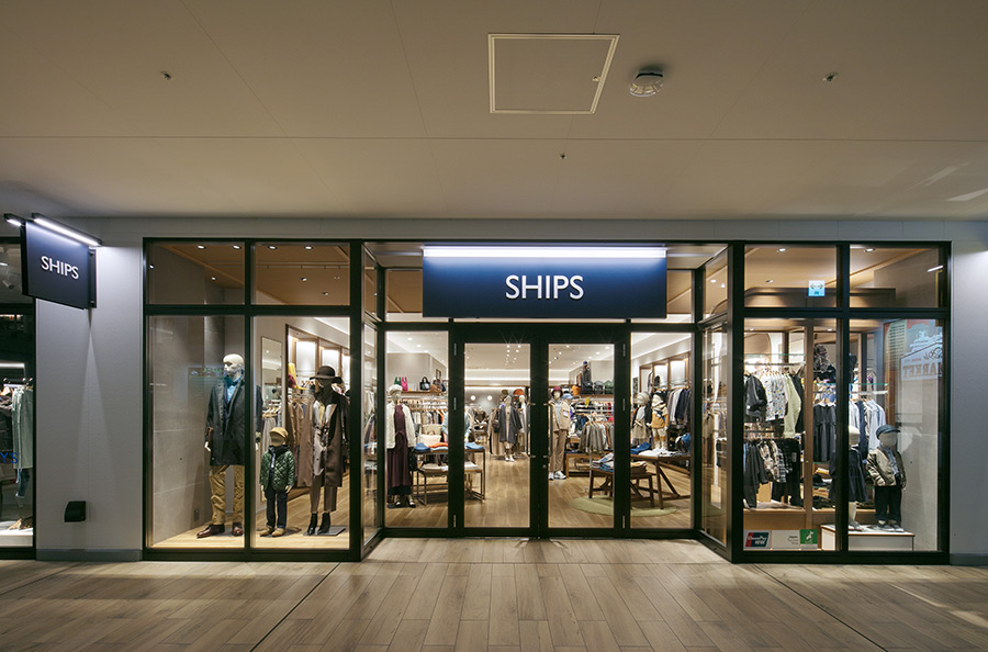 SHIPS OUTLET 横浜ベイサイド店