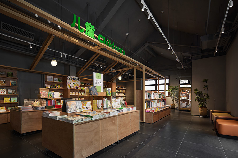 TSUTAYA BOOKSTORE 无锡惠山映月里店